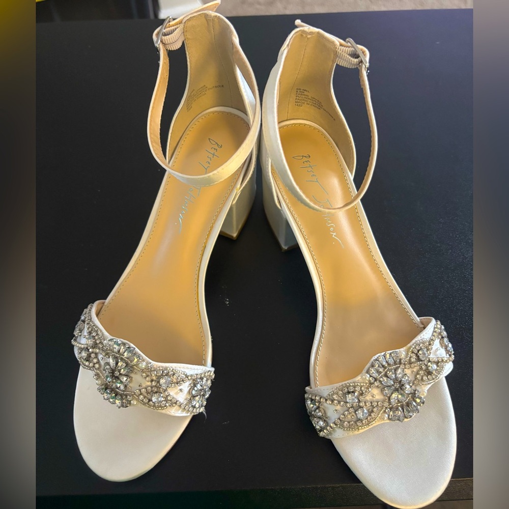BETSEY JOHNSON- brand new never worn Elegant Heeled Sandals with Embellishments